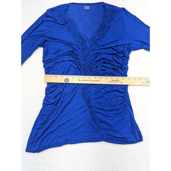 NWT A.N.A. A‎ New Approach Womens Top Blue V Neck Ruffled Front L - Picture 4 of 9